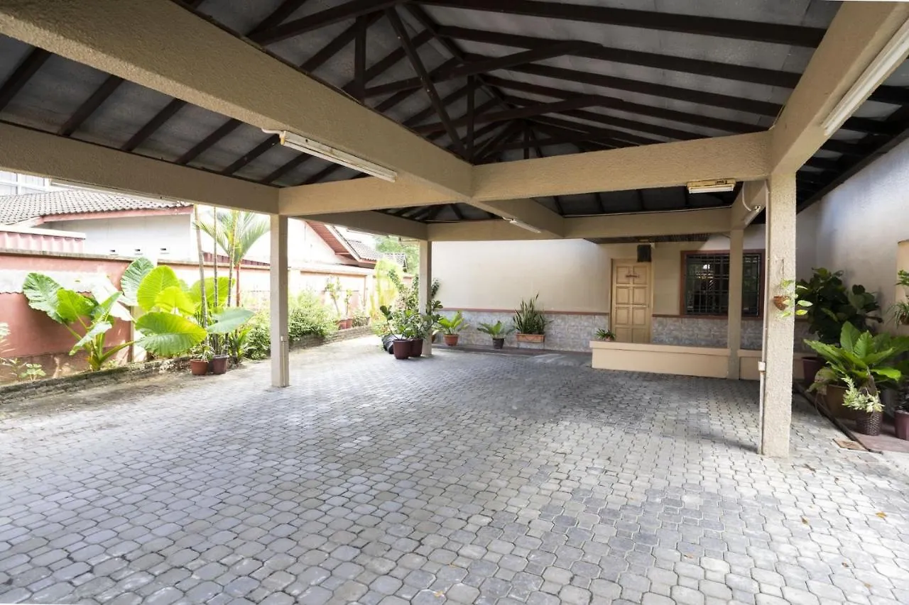 Party Haus 7 Bedrooms 8 Toilets Johor Bahru Malezja