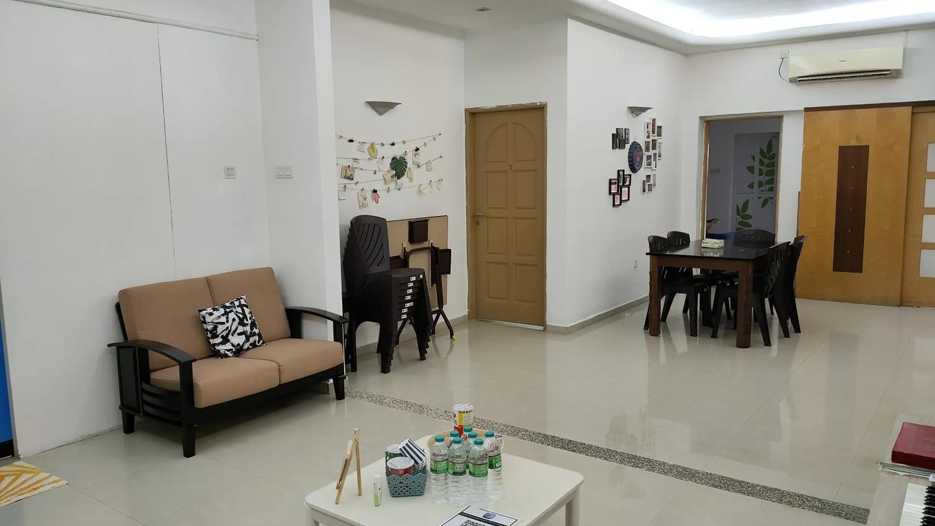 Party Haus 7 Bedrooms 8 Toilets Johor Bahru Malezja